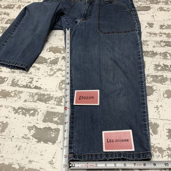 Mountain Lake Women 12 Capris Blue Chambray Straight Leg Snap Top Pocket Light - Picture 13 of 13